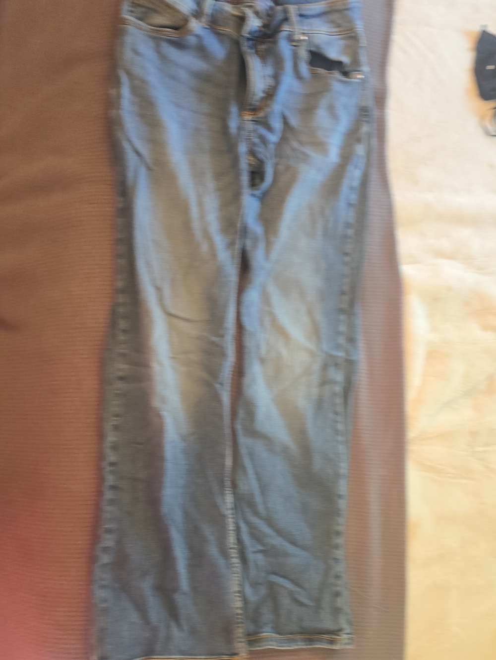 Wrangler Women’s Medium Blue Straight Leg Jeans
